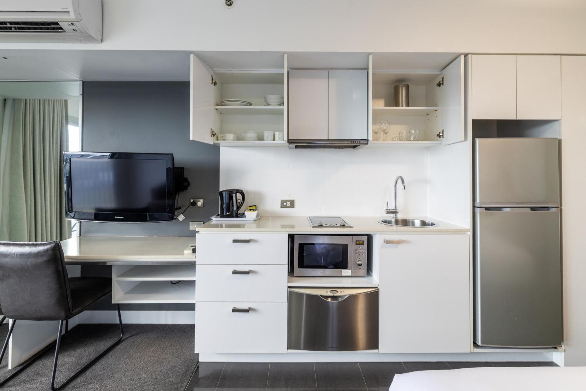 Oaks Townsville Metropole Hotel Bagian luar foto